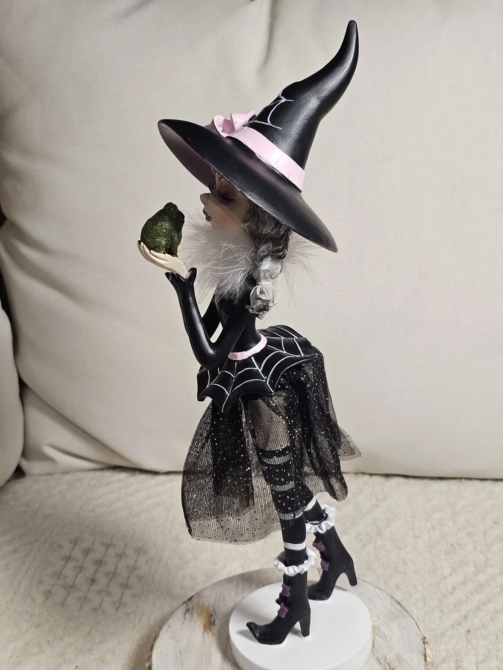 Whimsical Witch Figurine with Green Frog - Pink & Black Halloween 18